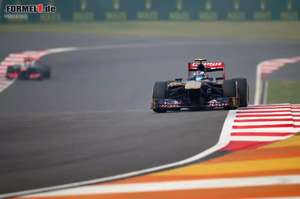 Foto zur News: In Indien gibt es zumindest einen weiteren Punkt: Ricciardo kommt als Zehnter ins Ziel.
