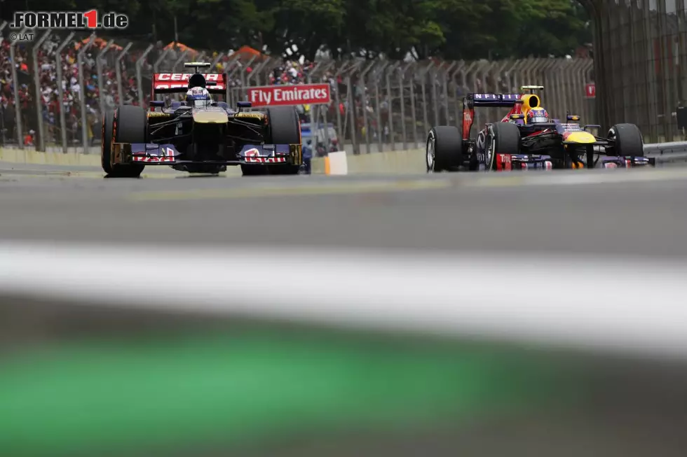 Foto zur News: Zum Abschluss holt Ricciardo immerhin noch einen Punkt als Zehnter, bevor er das Team verlässt - wichtig für die Stimmung bei der abschließenden Abschiedsparty in Sao Paulo.