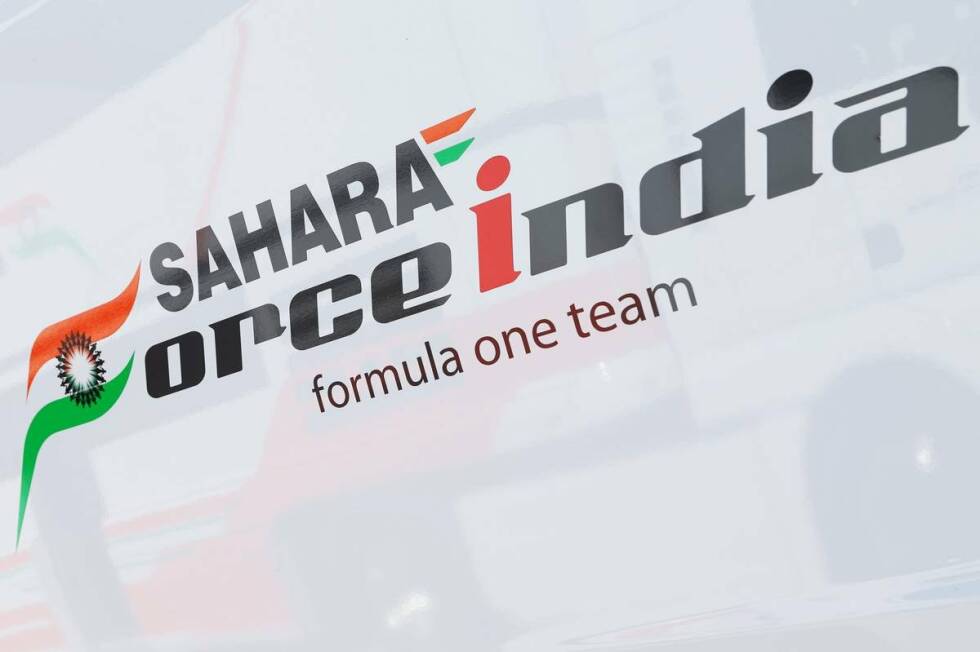 Foto zur News: Force India (Formel-1-Rennstall): &quot;All unsere Gedanken sind bei Michael Schumacher und seiner Familie. Kämpfe weiter, Champion!&quot;