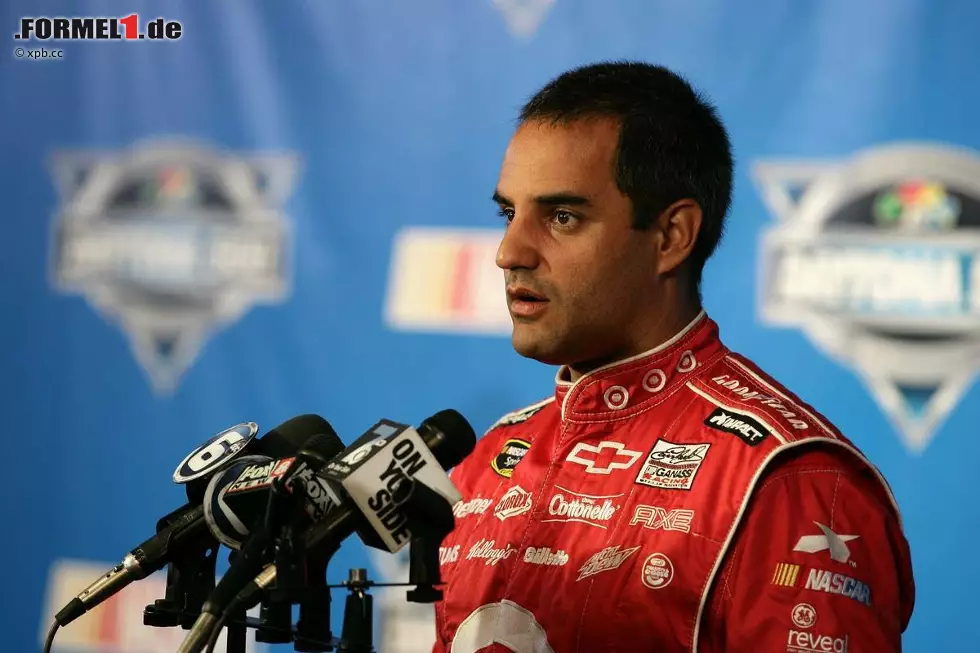 Juan Pablo Montoya (IndyCar-Pilot und Ex-Formel-1-Pilot): "Hoffe, dass sich Michael Schumacher erholt. Das ist ein furchtbarer Unfall, der niemanden unberührt lässt. Wir alle denken an dich." Foto zur News: Juan Pablo Montoya (IndyCar-Pilot und Ex-Formel-1-Pilot): "Hoffe, dass sich Michael Schumacher erholt. Das ist ein furchtbarer Unfall, der niemanden unberührt lässt. Wir alle denken an dich."