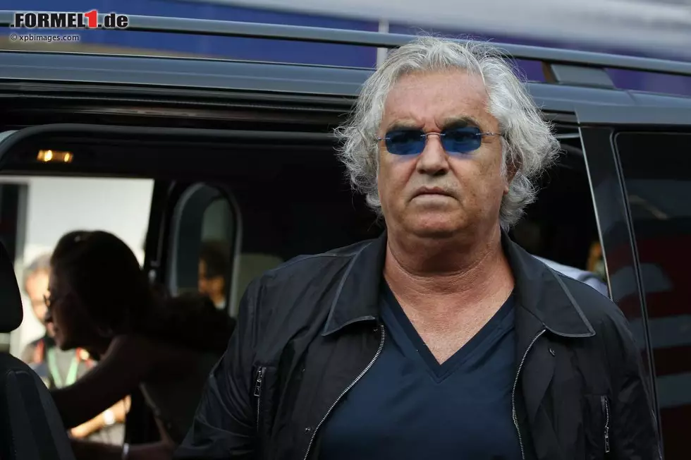Flavio Briatore (ehemaliger Teamchef Schumachers): "Gott möge uns Michael so bald wie möglich in gutem Zustand zurückgeben. Das ist die schwierigste Meisterschaft seiner Karriere, er wird sie aber gewinnen." (La Repubblica) Foto zur News: Flavio Briatore (ehemaliger Teamchef Schumachers): "Gott möge uns Michael so bald wie möglich in gutem Zustand zurückgeben. Das ist die schwierigste Meisterschaft seiner Karriere, er wird sie aber gewinnen." (La Repubblica)