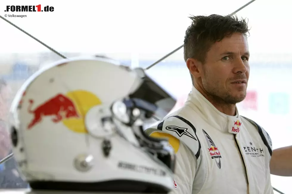 Felix Baumgartner (Extremsportler): "Alles Gute Michael, du hast schon viele Unfälle überstanden. Dieser hier ist mit Sicherheit dein schwerster - aber auch den schaffst du!!! Sei stark, wir sind alle bei dir!!!" Foto zur News: Felix Baumgartner (Extremsportler): "Alles Gute Michael, du hast schon viele Unfälle überstanden. Dieser hier ist mit Sicherheit dein schwerster - aber auch den schaffst du!!! Sei stark, wir sind alle bei dir!!!"