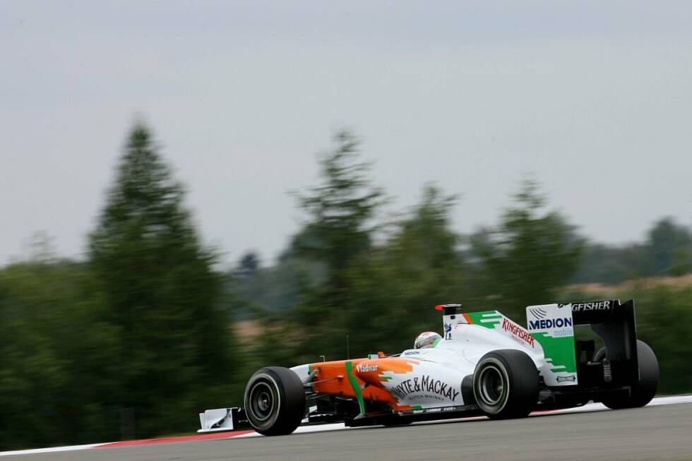 Foto zur News: November 2011: Zwei sechste Plätze am Nürburgring und in Interlagos sowie insgesamt 42 Punkte machen Adrian Sutil in der Endabrechnung zum Neuntplatzierten in der Fahrerwertung.