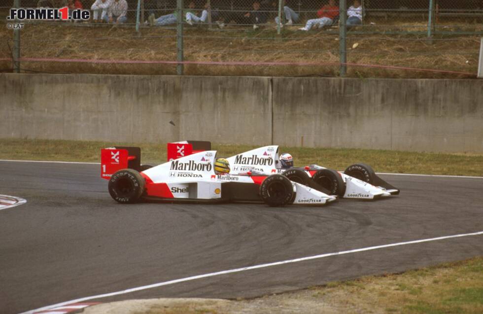 Foto zur News: Den Höhepunkt erlebte sie im Saisonfinale 1989 in Suzuka, als die beiden Teamkollegen sich im letzten Duell um die Krone gegenseitig ins Auto fuhren, Senna anschließend disqualifiziert wurde und bitterlich über den zwielichtigen FIA-Präsidenten Jean-Marie Balestre klagte.
