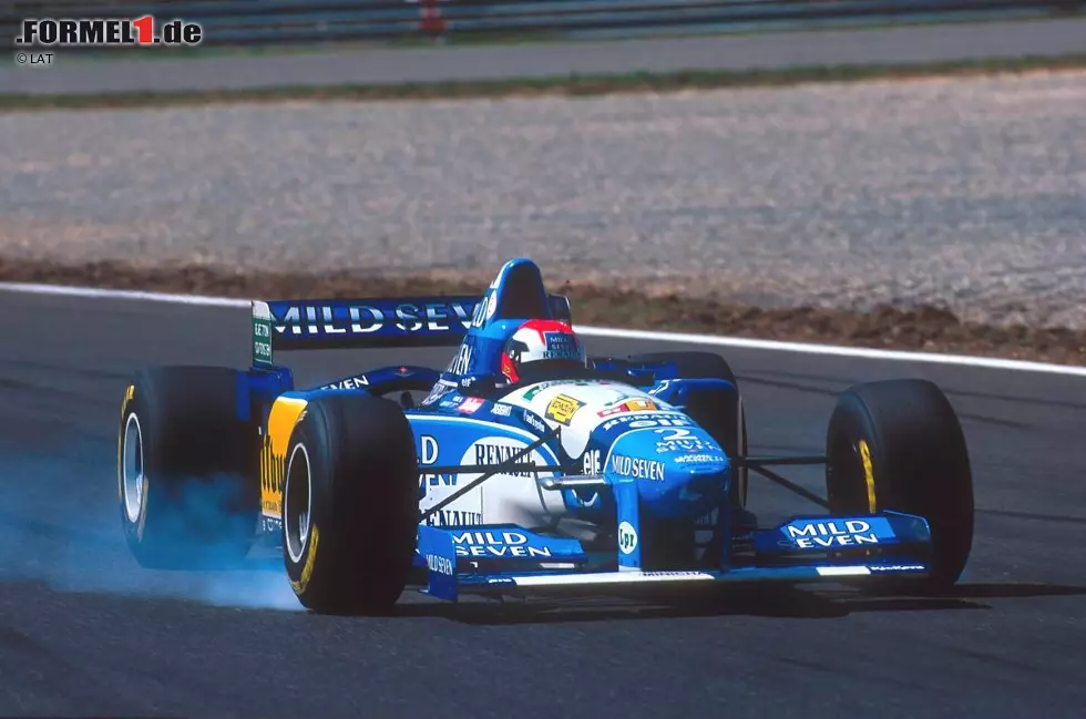 Foto zur News: Platz 5: Johnny Herbert, 1960 Grands Prix. Die Formel-1-Karriere des sympathischen John Paul Herbert wäre fast schon zu Ende gewesen, bevor sie überhaupt angefangen hatte. 1988 zog er sich bei einem Formel-3000-Unfall in Brands Hatch schwere Beinbrüche zu, doch Kämpfernatur Herbert wurde wieder fit und erfüllte sich den Traum von der Formel 1. 1995 gewann er als Teamkollege von Michael Schumacher bei Benetton zwei Rennen.