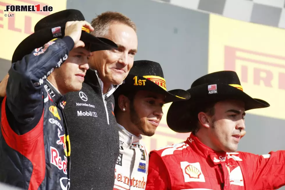 Martin Whitmarsh (McLaren-Teamchef): "Gratulation an Sebastian. Er ist einmal mehr fehlerfrei gefahren und hat sich den WM-Titel gesichert. Vier WM-Titel zu gewinnen, insbesondere hintereinander, ist unglaublich beeindruckend. Er kann seinen Erfolg ein paar Tage genießen, aber es spricht für seine Rastlosigkeit, dass er in Abu Dhabi schon wieder versuchen wird, das nächste Rennen zu gewinnen." Foto zur News: Martin Whitmarsh (McLaren-Teamchef): "Gratulation an Sebastian. Er ist einmal mehr fehlerfrei gefahren und hat sich den WM-Titel gesichert. Vier WM-Titel zu gewinnen, insbesondere hintereinander, ist unglaublich beeindruckend. Er kann seinen Erfolg ein paar Tage genießen, aber es spricht für seine Rastlosigkeit, dass er in Abu Dhabi schon wieder versuchen wird, das nächste Rennen zu gewinnen."