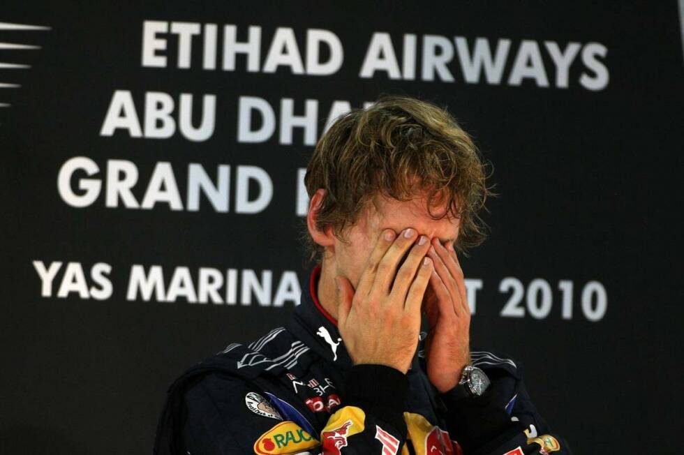 Foto zur News: Diesen holt stattdessen ausgerechnet Vettel - der damit die Hierarchien bei Red Bull für die nächsten Jahre in Stein meißelt. Wohl auch ein Grund, warum Webber der Formel 1 den Rücken kehrt.