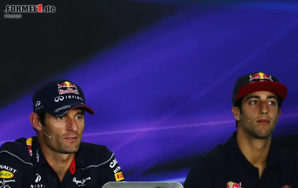 Foto zur News: Daniel Ricciardo: "Ich habe von seinem Rücktritt auf Twitter erfahren. Die größte Hilfestellung, die er mir gegeben hat, war am Abend vor meinem ersten Formel-1-Test. Damals rief er mich an und gab mir ein paar Ratschläge. Das hat mich wirklich beeindruckt, denn bis dahin hatten wir kaum Kontakt. In meiner Jugend war er ein Idol für mich. Dass er mir kurz vor meinem ersten Test inmitten des WM-Kampfes zur Seite stand, war mehr, als ich erwarten konnte. In der Startaufstellung wird er auf jeden Fall vermisst werden, nicht nur von mir. Es wird in Zukunft meine Aufgabe sein, die australischen Farben hochzuhalten."