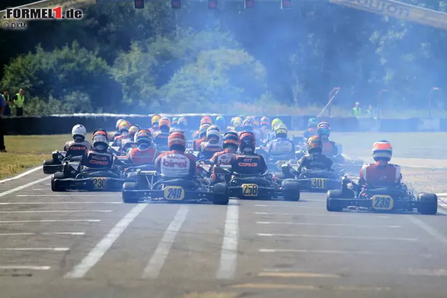 Foto zur News: Schon 45.000 Euro kostet es, wenn man seinem zehnjährigen Nachwuchs eine nationale Kart-Saison in Deutschland auf professionellem Niveau ermöglichen möchte.