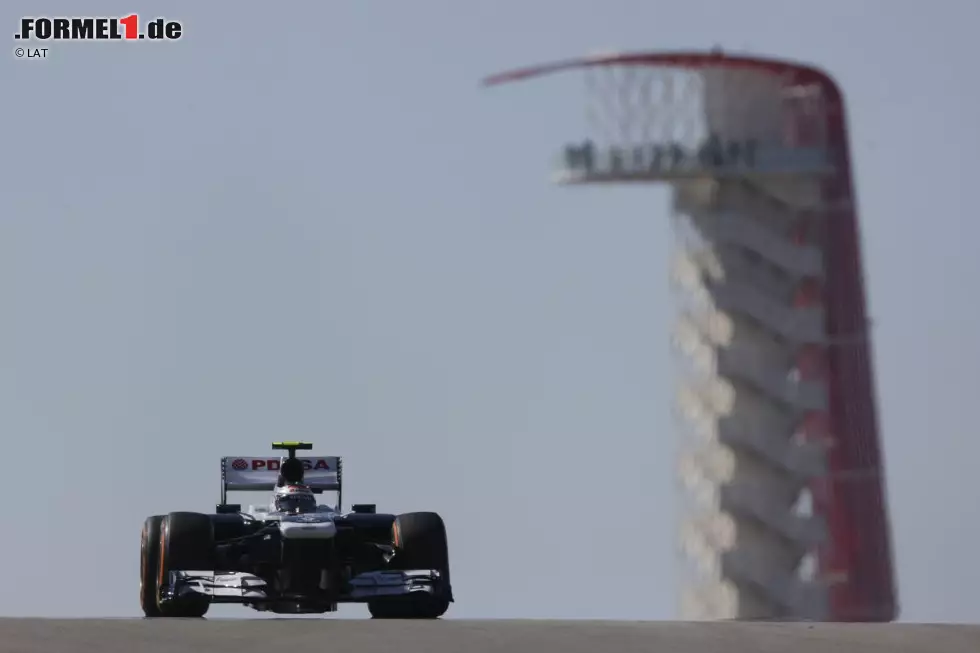 Dann folgt jedoch Bottas' Sternstunde von Texas: Nachdem sich Williams vom eigentlich vielversprechenden Coanda-Auspuff verabschiedet hat, läuft es plötzlich. Bereits im Qualifying kommt der Finne sensationell auf Startplatz neun, im Rennen kann er sich sogar noch auf Rang acht verbessern. Damit holt Bottas das beste Saisonergebnis für Williams, entscheidet das Teamduell mit Maldonado für sich und bewahrt seine Mannschaft vor der bösen Statistik. Foto zur News: Dann folgt jedoch Bottas' Sternstunde von Texas: Nachdem sich Williams vom eigentlich vielversprechenden Coanda-Auspuff verabschiedet hat, läuft es plötzlich. Bereits im Qualifying kommt der Finne sensationell auf Startplatz neun, im Rennen kann er sich sogar noch auf Rang acht verbessern. Damit holt Bottas das beste Saisonergebnis für Williams, entscheidet das Teamduell mit Maldonado für sich und bewahrt seine Mannschaft vor der bösen Statistik.