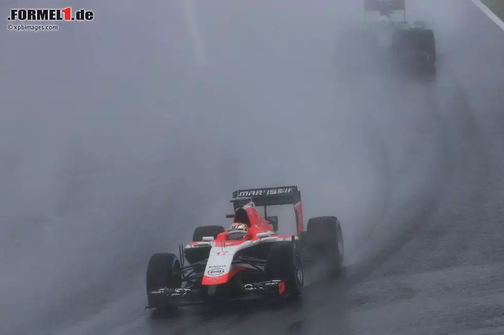 L'Equipe (Frankreich): "Drama in Japan. Angesichts des schrecklichen Unfalls von Jules Bianchi gerät Lewis Hamiltons Sieg in Suzuka zur Nebensache." Foto zur News: L'Equipe (Frankreich): "Drama in Japan. Angesichts des schrecklichen Unfalls von Jules Bianchi gerät Lewis Hamiltons Sieg in Suzuka zur Nebensache."