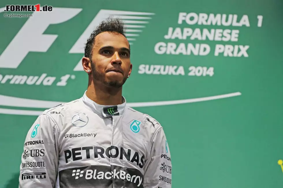 Foto zur News: Blick (Schweiz): "Lewis Hamilton gewinnt den abgebrochenen Großen Preis von Japan. Freuen mag er sich nicht darüber. Seine und die Gedanken aller Formel-1-Fahrer sind bei Jules Bianchi."