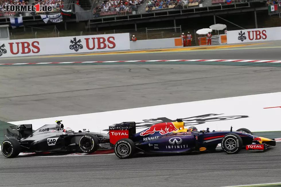 Corriere dello Sport (Italien): "In Spanien holt Mercedes auf beeindruckende Weise alles, was es zu gewinnen gibt. Die Dominanz der Silberpfeile ist fast ohnegleichen in der Geschichte der Formel 1, die Überlegenheit erinnert an McLaren im Jahr 1988. Vettel zeigte trotz Schwierigkeiten Außergewöhnliches. Seine Aufholjagd auf den vierten Platz war beeindruckend, ein meisterhaftes Rennen trotz des zittrigen Saisonbeginns bei Red Bull." Foto zur News: Corriere dello Sport (Italien): "In Spanien holt Mercedes auf beeindruckende Weise alles, was es zu gewinnen gibt. Die Dominanz der Silberpfeile ist fast ohnegleichen in der Geschichte der Formel 1, die Überlegenheit erinnert an McLaren im Jahr 1988. Vettel zeigte trotz Schwierigkeiten Außergewöhnliches. Seine Aufholjagd auf den vierten Platz war beeindruckend, ein meisterhaftes Rennen trotz des zittrigen Saisonbeginns bei Red Bull."