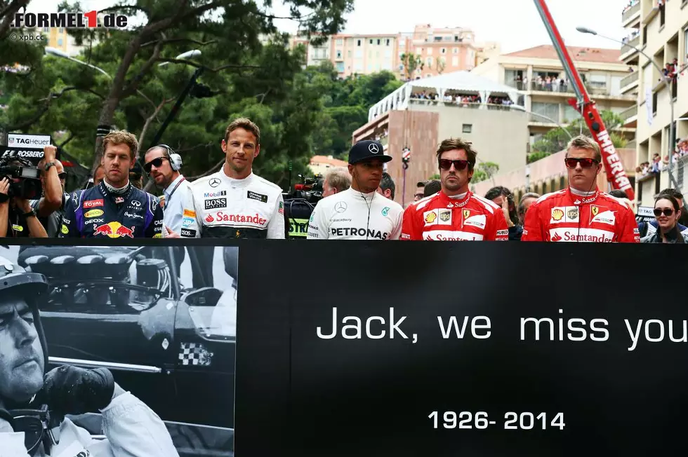 In Memoriam Jack Brabham: Die derzeit aktiven Formel-1-Weltmeister Sebastian Vettel, Jenson Button, Lewis Hamilton, Fernando Alonso und Kimi Räikkönen gedenken der australischen Legende, die am 19. Mai verstorben ist. Foto zur News: In Memoriam Jack Brabham: Die derzeit aktiven Formel-1-Weltmeister Sebastian Vettel, Jenson Button, Lewis Hamilton, Fernando Alonso und Kimi Räikkönen gedenken der australischen Legende, die am 19. Mai verstorben ist.