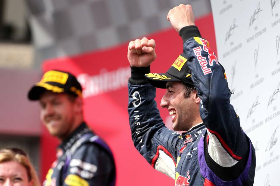 Foto zur News: El Mundo Deportivo (Spanien): &quot;Ricciardo beendet in Kanada die Tyrannei von Mercedes. Ricciardo sprengt das Mercedes-Monopol. Red Bull dreht alle Prognosen, und manch einer ist gestern in den Wettbüros zum Millionär geworden. Am Ende wurde es ein Chaosrennen. Alonso &#039;parkte&#039; seinen Ferrari F14T auf den sechsten Platz.&quot;