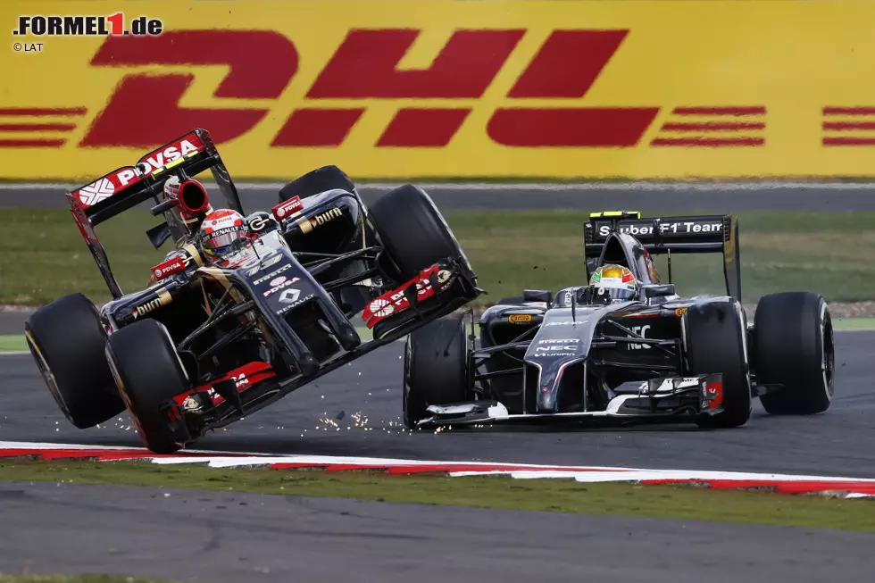 Foto zur News: In Silverstone wendet sich das Blatt. Diesmal ist es Gutierrez, der Maldonado fliegen lässt.