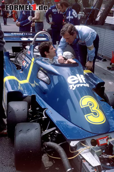 Keine echte Schönheit: der sechsrädrige Tyrrell P34 von 1976. Das Rennen gewinnt dann auch ein anderer - Niki Lauda siegt zum zweiten Mal in Monaco. Foto zur News: Keine echte Schönheit: der sechsrädrige Tyrrell P34 von 1976. Das Rennen gewinnt dann auch ein anderer - Niki Lauda siegt zum zweiten Mal in Monaco.