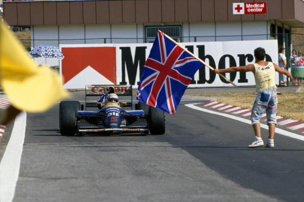 Foto zur News: Im Williams fährt &quot;Il Leone&quot;, der Löwe Nigel Mansell 1992 in Ungarn seinen ersten und einzigen Titel ein. Ihm reicht dafür ein zweiter Platz hinter Ayrton Senna. Mansell gewinnt den Titel bereits im elften von 16 Rennen und stellt damit einen Rekord auf, der erst zehn Jahre später von einem Deutschen gebrochen werden sollte - Michael Schumacher.