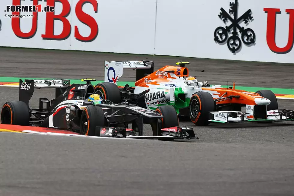 "Der hat mir in die La Source hinein plötzlich extrem die Tür zugemacht. Da wollte ich ihm zeigen, dass das nicht richtig war", sagt Force-India-Pilot Adrian Sutil zu seinem Kontakt mit Sauber-Pilot Esteban Gutierrez in der 19. Runde, bei dem beide Autos etwas abbekommen. Beide können aber auch weiterfahren. Foto zur News: "Der hat mir in die La Source hinein plötzlich extrem die Tür zugemacht. Da wollte ich ihm zeigen, dass das nicht richtig war", sagt Force-India-Pilot Adrian Sutil zu seinem Kontakt mit Sauber-Pilot Esteban Gutierrez in der 19. Runde, bei dem beide Autos etwas abbekommen. Beide können aber auch weiterfahren.