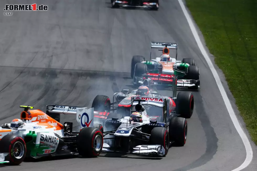 Turbulent verläuft das Rennen für Adrian Sutil. Erst fährt Pastor Maldonado ins Heck seines Force India, anschließend erhält Sutil (aus seiner Sicht ungerechtfertigt) eine Durchfahrtsstrafe wegen des Missachtens blauer Flaggen. Dennoch nimmt der Gräfelfinger am Ende des Tages als Zehnter noch einen WM-Punkt aus Kanada mit. Foto zur News: Turbulent verläuft das Rennen für Adrian Sutil. Erst fährt Pastor Maldonado ins Heck seines Force India, anschließend erhält Sutil (aus seiner Sicht ungerechtfertigt) eine Durchfahrtsstrafe wegen des Missachtens blauer Flaggen. Dennoch nimmt der Gräfelfinger am Ende des Tages als Zehnter noch einen WM-Punkt aus Kanada mit.