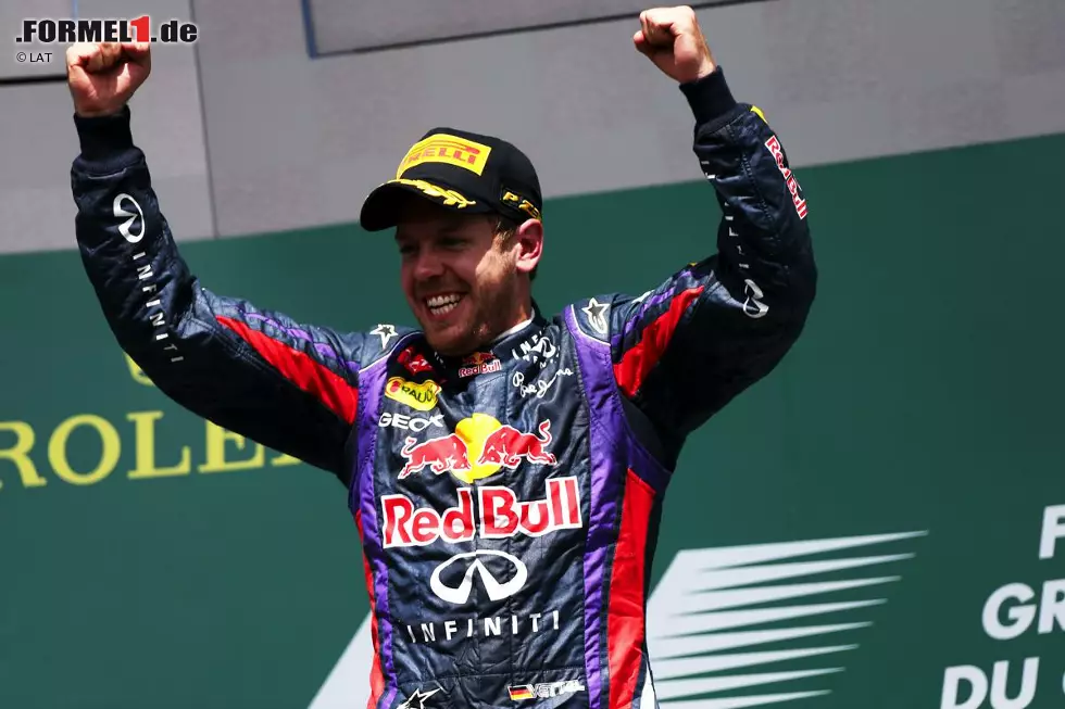 Im Ziel jubelt Vettel über seinen ersten Sieg in Montreal. Durch seinen dritten Erfolg im Jahr 2013 baut er seinen Vorsprung in der Gesamtwertung auf Fernando Alonso auf bereits 36 Punkte aus. Foto zur News: Im Ziel jubelt Vettel über seinen ersten Sieg in Montreal. Durch seinen dritten Erfolg im Jahr 2013 baut er seinen Vorsprung in der Gesamtwertung auf Fernando Alonso auf bereits 36 Punkte aus.
