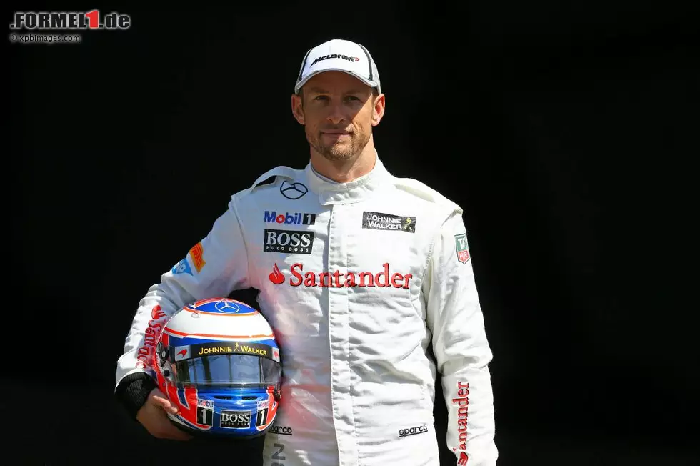 Foto zur News: #22 Jenson Button (McLaren-Mercedes), Großbritannien, 34 Jahre alt