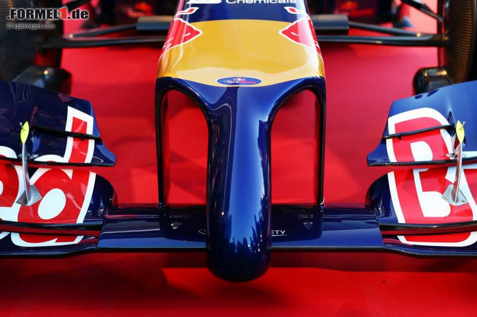Foto zur News: Auch die Nase des Toro Rosso STR9 sticht im wahrsten Sinne des Wortes heraus.