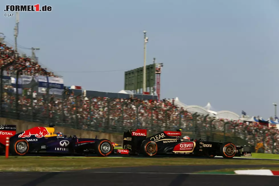 Foto zur News: Romain Grosjean (Lotus): "Zum Überholen gibt es einige gute Stellen, wie die erste Kurve - aber nur, wenn man gut aus der letzten Schikane kommt! Aber die beste Möglichkeit ist wohl die Schikane selbst, nach der langen Gegengeraden und der 130R. Wenn man dort Windschatten bekommt, dann kann man beim Bremsen innen danebenkommen. Es gibt auch eine kleine Chance in der Haarnadel und vielleicht in der Spoon-Kurve, aber dafür muss man mutig sein und sich darauf verlassen, dass derjenige vor dir mitspielt. Suzuka ist ziemlich eng, daher ist das Überholen nicht einfach, aber es ist eine große Herausforderung und sehr befriedigend, wenn man es hinbekommt."