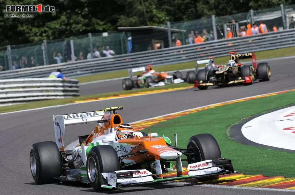 Nico Hülkenberg (Force India): "Es gibt so viele bekannte Kurven wie die Eau Rouge und Pouhon, die sich in einem Formel-1-Auto sehr besonders anfühlen. Für die schnellen und mittelschnellen Kurven braucht man natürlich viel Abtrieb, aber es ist ein Kompromiss mit der Topspeed auf den langen Geraden, daher benötigt man eine gute Effizienz." Foto zur News: Nico Hülkenberg (Force India): "Es gibt so viele bekannte Kurven wie die Eau Rouge und Pouhon, die sich in einem Formel-1-Auto sehr besonders anfühlen. Für die schnellen und mittelschnellen Kurven braucht man natürlich viel Abtrieb, aber es ist ein Kompromiss mit der Topspeed auf den langen Geraden, daher benötigt man eine gute Effizienz."