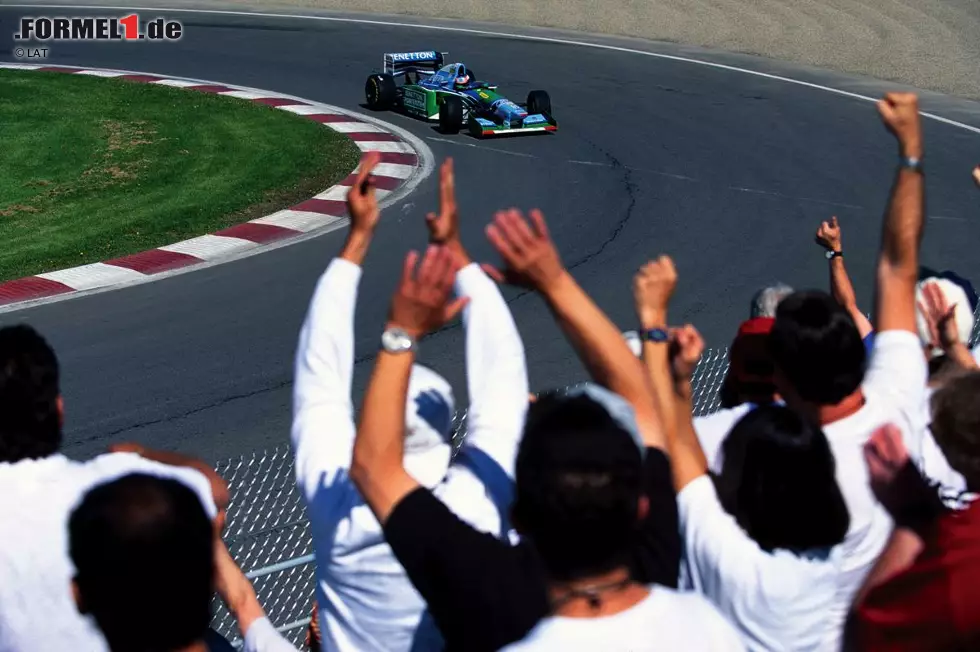 Erfolgreichster Fahrer in der Geschichte des Rennens ist Michael Schumacher, der sieben Mal am Circuit Gilles Villeneuve gewann. Von den aktuellen Startern kann Lewis Hamilton mit drei Siegen die beste Bilanz vorweisen. Foto zur News: Erfolgreichster Fahrer in der Geschichte des Rennens ist Michael Schumacher, der sieben Mal am Circuit Gilles Villeneuve gewann. Von den aktuellen Startern kann Lewis Hamilton mit drei Siegen die beste Bilanz vorweisen.