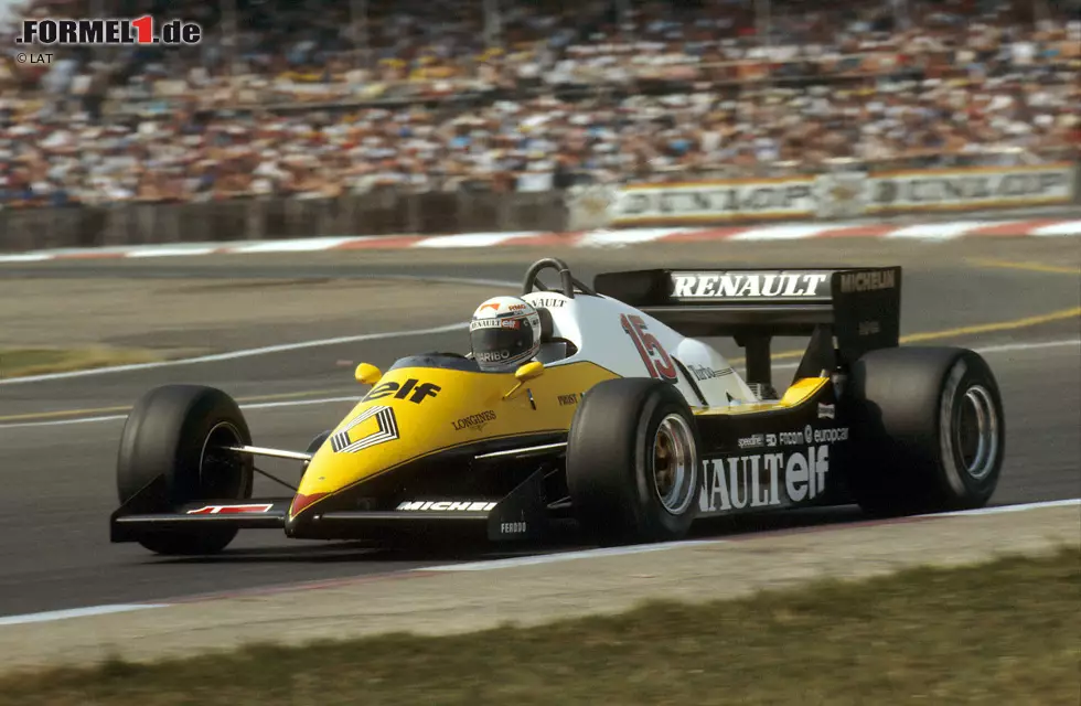 Jim Clark (1962, '63, '64, '65, '67) und Alain Prost (1983 (Foto), '85, '89, '90, '93) sind mit jeweils fünf Siegen die erfolgreichsten Fahrer des britischen Grand Prix. Knapp dahinter folgt Nigel Mansell, der 1986, '87, '91 und '92 gewann und am kommenden Wochenende den Rennkommissaren beiwohnt. Dennoch holte der heute 60-Jährige in Summe fünf Siege auf heimischem Boden, dadurch dass er 1985 den Großen Preis von Europa in Brands Hatch gewann. Foto zur News: Jim Clark (1962, '63, '64, '65, '67) und Alain Prost (1983 (Foto), '85, '89, '90, '93) sind mit jeweils fünf Siegen die erfolgreichsten Fahrer des britischen Grand Prix. Knapp dahinter folgt Nigel Mansell, der 1986, '87, '91 und '92 gewann und am kommenden Wochenende den Rennkommissaren beiwohnt. Dennoch holte der heute 60-Jährige in Summe fünf Siege auf heimischem Boden, dadurch dass er 1985 den Großen Preis von Europa in Brands Hatch gewann.