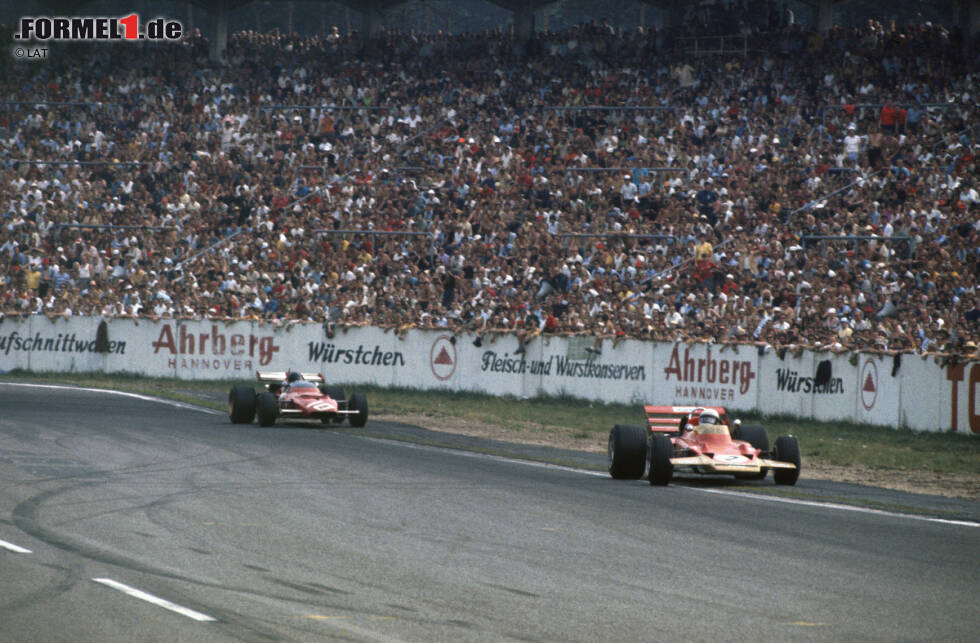 Foto zur News: Das Formel-1-Debüt von Hockenheim fand am 2. August 1970 statt. Der Events war aufgrund von Sicherheitsmängeln am Nürburgring nach Baden-Württemberg verlegt worden. Jochen Rindt holte seinerzeit den ersten Sieg. Es sollte jedoch sein letzter Formel-1-Erfolg vor seinem tragischen Tod beim italienischen Grand Prix fünf Wochen später sein.