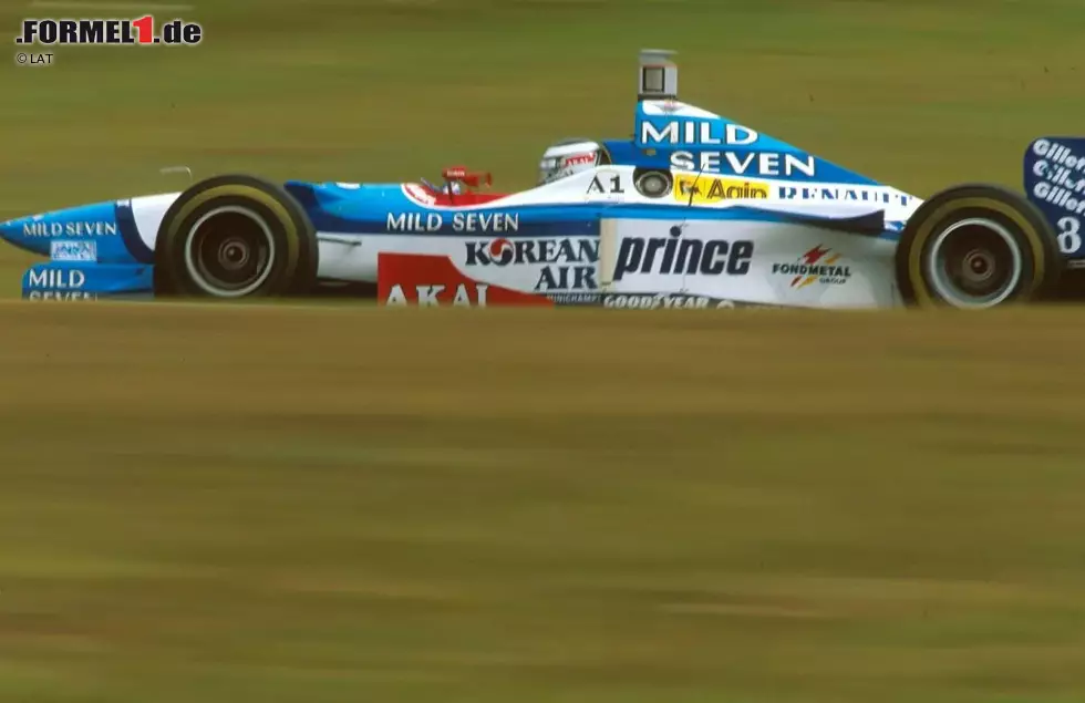 1997: Berger bleibt bei Benetton. Mit dem B197 kommt er besser klar als mit dem Vorgängermodell. Beim Grand Prix von Brasilien in Sao Paulo wird er Zweiter hinter Jacques Villeneuve (Williams). Foto zur News: 1997: Berger bleibt bei Benetton. Mit dem B197 kommt er besser klar als mit dem Vorgängermodell. Beim Grand Prix von Brasilien in Sao Paulo wird er Zweiter hinter Jacques Villeneuve (Williams).