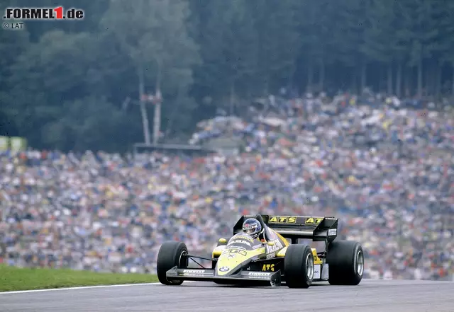 Foto zur News: Die Formel-1-Karriere von Gerhard Berger (geboren am 27. August 1959 in Wörgl) beginnt beim Großen Preis von Österreich 1984, dem zwölften von 16 Saisonläufen. Mit dem ATS-BMW kommt Berger bei seinem Debüt auf Platz zwölf ins Ziel. Bei seinem zweiten Start in Monza wird er Sechster, bekommt aber keinen WM-Punkt, weil ATS nur Teamkollege Manfred Winkelhock für Punkte gemeldet hat.