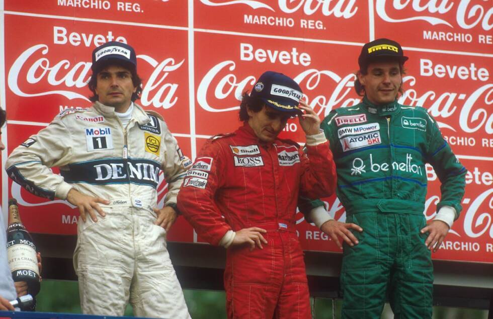 Foto zur News: Imola 1986: Bergers drittes Rennen für Benetton bringt den ersten Podestplatz seiner Formel-1-Karriere. Hinter Alain Prost (McLaren) und Nelson Piquet (Williams) bringt der Österreicher seinen B186 als Dritter ins Ziel. Kurz vor Schluss lässt er sich bewusst von Prost überrunden, um so eine Runde weniger fahren zu müssen. Zahlreiche Konkurrenten probieren die volle Distanz und rollen ohne Sprit aus...