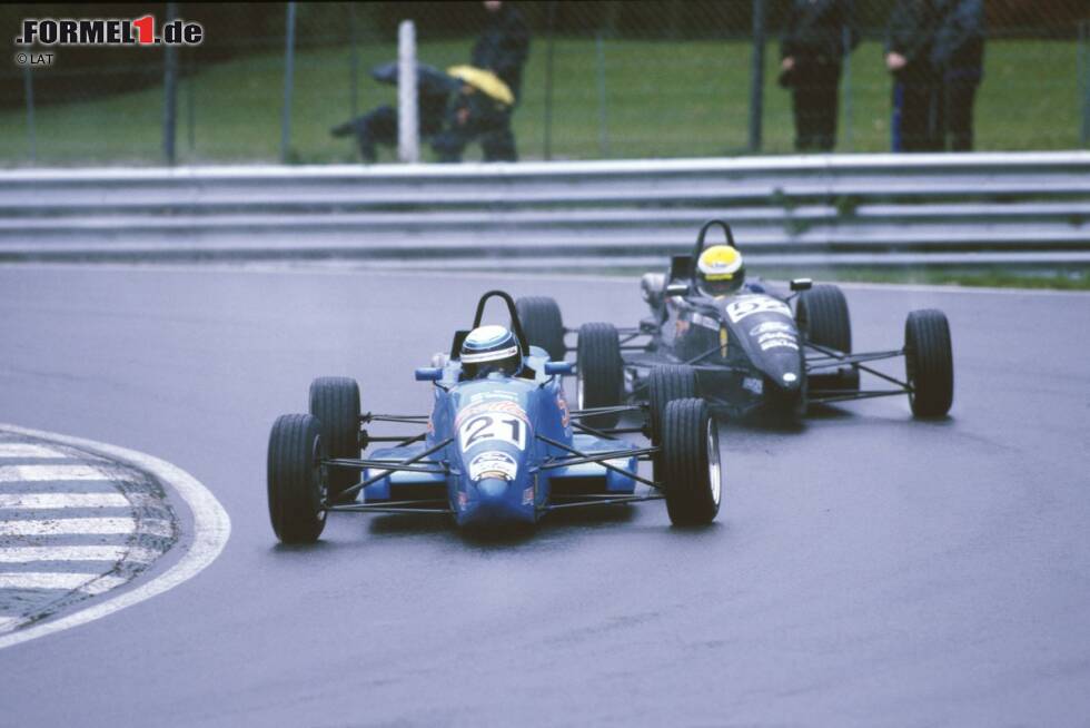 Foto zur News: 1999 steigt der damals 20-Jährige in den Formelsport ein. Er fährt Formel Ford und beendet die Europameisterschaft an fünfter Stelle der Gesamtwertung. Jetzt wird es Zeit, in echte Rennautos zu wechseln!