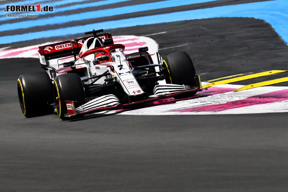 Natürlich sind keine großen Erfolge mehr zu holen. 2019 ist Alfa dank des starken Ferrari-Motors noch einigermaßen konkurrenzfähig. Es reicht zu Platz vier in Brasilien. Doch 2020 bricht die Performance völlig ein und Punkte werden selten. Ende 2021 beendet Kimi-Matias Räikkönen seine Formel-1-Karriere nach 19 Saisons. Foto zur News: Natürlich sind keine großen Erfolge mehr zu holen. 2019 ist Alfa dank des starken Ferrari-Motors noch einigermaßen konkurrenzfähig. Es reicht zu Platz vier in Brasilien. Doch 2020 bricht die Performance völlig ein und Punkte werden selten. Ende 2021 beendet Kimi-Matias Räikkönen seine Formel-1-Karriere nach 19 Saisons.
