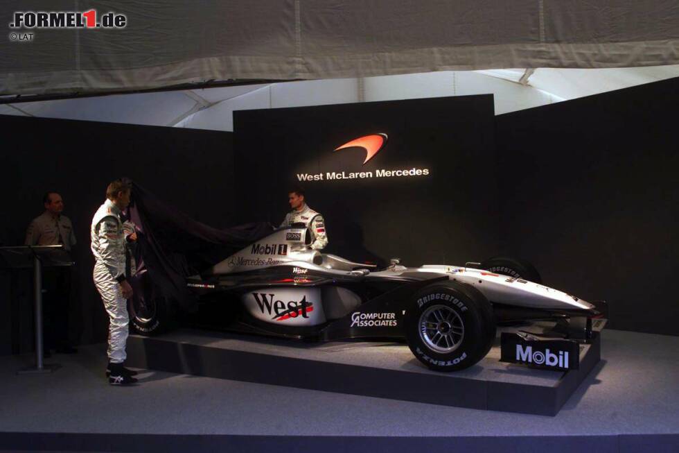 Foto zur News: 1999 war man dann schon Weltmeister. Auch dank Motorenpartner Mercedes und genialer Designideen von Adrian Newey.