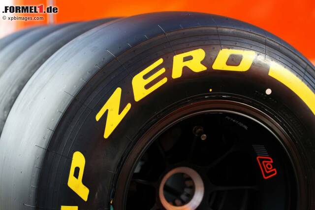 Foto zur News: War das was? Während die Reifen in den vergangenen beiden Jahren zu Beginn der Formel-1-Saison immer im Mittelpunkt der Diskussionen standen, waren die Pirelli-Peneus bei den Wintertests vor der Saison 2014 kaum ein Thema. Dennoch gewann der Herrsteller aus Mailand eine Menge Erkenntnisse aus den Tests in Jerez und Bahrain.