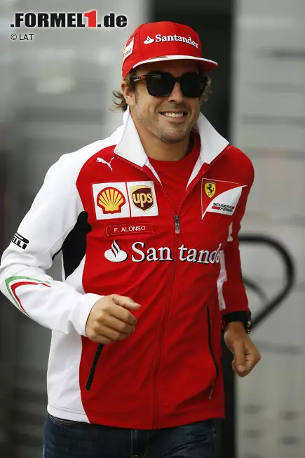SPORT (Spanien): "Das erste Podium für Alonso. Ricciardo stellt Meister Vettel in den Schatten. Alonso auf dem Podium bei der 'Formel Mercedes'. Mercedes hat weiterhin keinen Rivalen." Foto zur News: SPORT (Spanien): "Das erste Podium für Alonso. Ricciardo stellt Meister Vettel in den Schatten. Alonso auf dem Podium bei der 'Formel Mercedes'. Mercedes hat weiterhin keinen Rivalen."