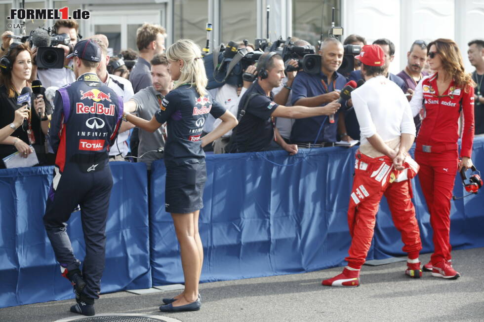 Foto zur News: L&#039;Equipe (Frankreich): &quot;Nach sechs Jahren wird Sebastian Vettel den österreichischen Rennstall Red Bull am Ende der Saison verlassen. Ohne Zweifel steht jetzt die Verbindung zu Ferrari, wo Fernando Alonso seinen Hut nehmen muss.&quot;
