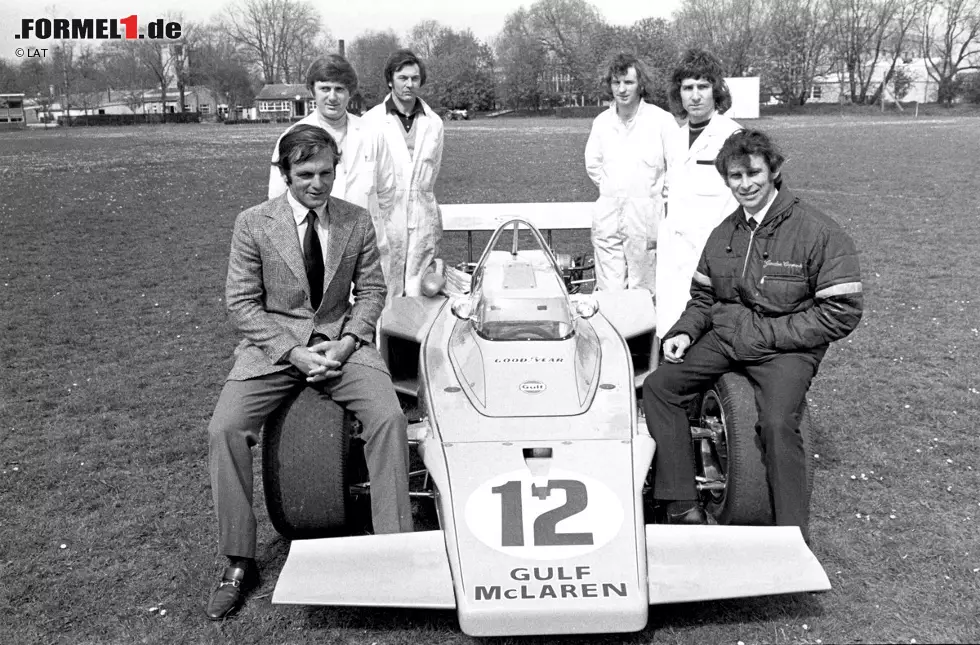 Foto zur News: Die Vorstellung verschafft Revson ein Cockpit bei McLaren. 1970 geht der US-Amerikaner in Indianapolis im M16 an den Start. Es ist der Beginn einer jahrelangen Zusammenarbeit mit dem britischen Rennstall.