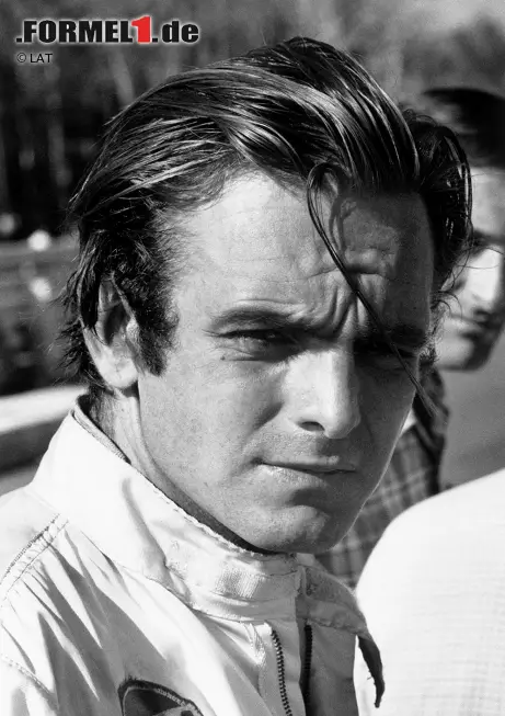 Foto zur News: Dort kommt es zur Tragödie: Am DN3 bricht ein Querlenker, Revson verunglückt tödlich. Am Ende seiner Karriere hat er 30 Starts in der Formel 1 auf dem Konto, acht Podiumsplätze, davon zwei Siege, und eine Pole-Position.