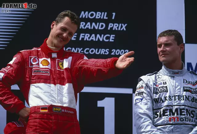 Nötig hat Schumacher die geschenkten Punkte übrigens nicht. In Frankreich krönt er sich mit seinem Sieg bereits sechs Rennen vor Saisonende zum Weltmeister und ist damit der früheste Champion aller Zeiten. Mit Titel Nummer fünf stellt er außerdem den Rekord von Juan Manuel Fangio ein. Foto zur News: Nötig hat Schumacher die geschenkten Punkte übrigens nicht. In Frankreich krönt er sich mit seinem Sieg bereits sechs Rennen vor Saisonende zum Weltmeister und ist damit der früheste Champion aller Zeiten. Mit Titel Nummer fünf stellt er außerdem den Rekord von Juan Manuel Fangio ein.