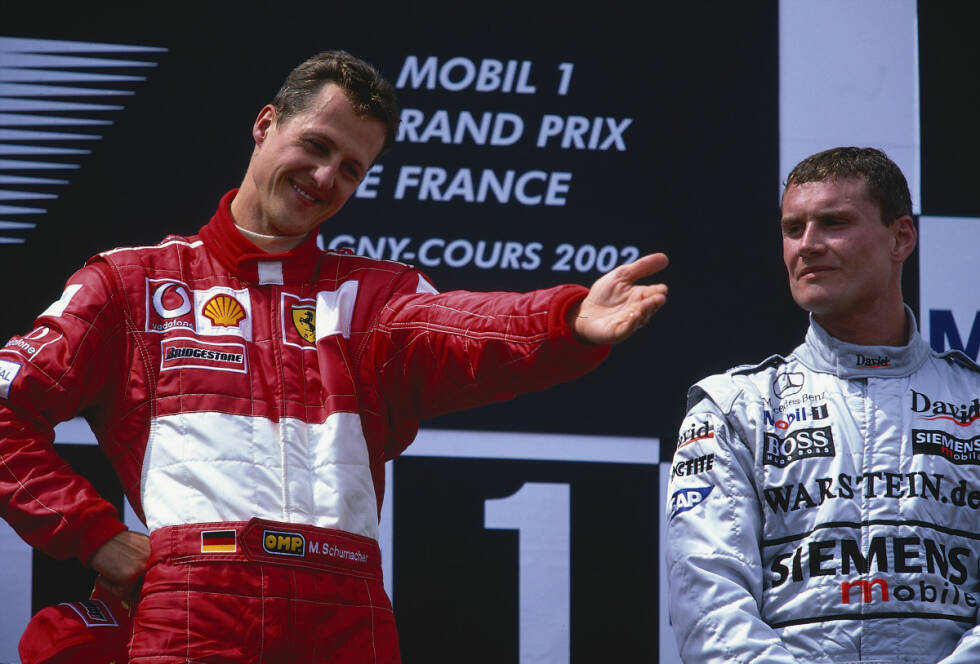 Foto zur News: Nötig hat Schumacher die geschenkten Punkte übrigens nicht. In Frankreich krönt er sich mit seinem Sieg bereits sechs Rennen vor Saisonende zum Weltmeister und ist damit der früheste Champion aller Zeiten. Mit Titel Nummer fünf stellt er außerdem den Rekord von Juan Manuel Fangio ein.