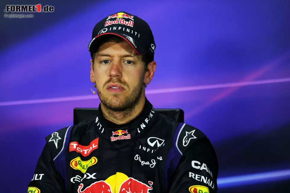 Sebastian Vettel (Red Bull): "Das ist fantastisch. Ich glaube, das ist die mit Abstand beste Nachricht, die man bekommen kann. Das freut mich natürlich sehr. Es ist ein riesengroßer Schritt, über den ich mich sehr freue. Vor allem, wenn man sich an die Meldungen vor einigen Monaten erinnertl. Da gleicht das jetzt einem kleinen Wunder. Für den weiteren Weg wünsche ich ihm jetzt einfach nur das Allerbeste. Dass die Genesung weiter vorangeht und dass man ihm und der Familie die nötige Ruhe gönnt, um weitere Fortschritte zu machen." Foto zur News: Sebastian Vettel (Red Bull): "Das ist fantastisch. Ich glaube, das ist die mit Abstand beste Nachricht, die man bekommen kann. Das freut mich natürlich sehr. Es ist ein riesengroßer Schritt, über den ich mich sehr freue. Vor allem, wenn man sich an die Meldungen vor einigen Monaten erinnertl. Da gleicht das jetzt einem kleinen Wunder. Für den weiteren Weg wünsche ich ihm jetzt einfach nur das Allerbeste. Dass die Genesung weiter vorangeht und dass man ihm und der Familie die nötige Ruhe gönnt, um weitere Fortschritte zu machen."