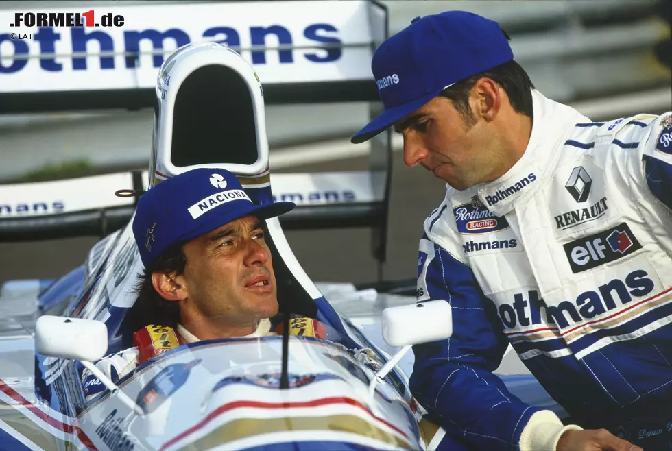 Damon Hill: "Er war zu Lebzeiten wirklich eine mythische Figur. Die Japaner und Brasilianer sahen einen Gott in ihm. Bei Ayrton geht es nicht um Tamburello oder Imola, es geht darum, was er für Brasilien war. Niemand konnte seine Leidenschaft leugnen, und ich glaube wirklich, dass er die Welt zu einem besseren Ort machen wollte. Ayrton war in dem Sinne ein Held, denn er hatte ein großes und tiefes Mitgefühl, und er bemühte sich immer seine Position bestmöglich zu nutzen, um Leuten zu helfen. (The Guardian) Foto zur News: Damon Hill: "Er war zu Lebzeiten wirklich eine mythische Figur. Die Japaner und Brasilianer sahen einen Gott in ihm. Bei Ayrton geht es nicht um Tamburello oder Imola, es geht darum, was er für Brasilien war. Niemand konnte seine Leidenschaft leugnen, und ich glaube wirklich, dass er die Welt zu einem besseren Ort machen wollte. Ayrton war in dem Sinne ein Held, denn er hatte ein großes und tiefes Mitgefühl, und er bemühte sich immer seine Position bestmöglich zu nutzen, um Leuten zu helfen. (The Guardian)