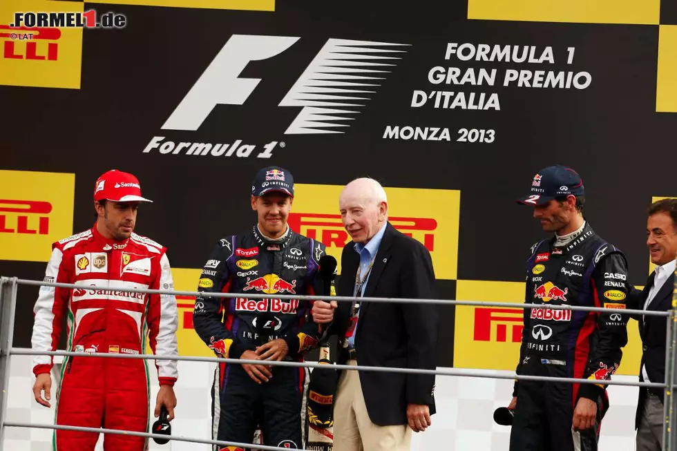 Trotz dieses Schicksalsschlages wendet sich John Surtees nicht vom Motorsport ab und ist weiter regelmäßig bei Rennen zu Gast. 2013 führte er in Monza die Podiums-Interviews. Foto zur News: Trotz dieses Schicksalsschlages wendet sich John Surtees nicht vom Motorsport ab und ist weiter regelmäßig bei Rennen zu Gast. 2013 führte er in Monza die Podiums-Interviews.
