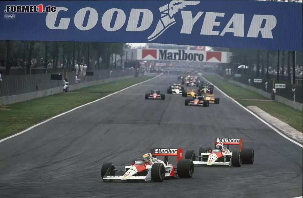 Und so ging die erste Turbo-Ära der Formel 1 zu Ende: McLaren-Honda dominierte mit Alain Prost und Ayrton Senna das Geschehen schier nach Belieben, siegte bei 15 von 16 Rennen. Im Anschluss an die Saison 1988 wurde die Turbo-Technologie jedoch aus der Formel 1 verbannt. Sie feiert im Jahr 2014 ihr Comeback. Doch das ist eine ganz andere Geschichte... Foto zur News: Und so ging die erste Turbo-Ära der Formel 1 zu Ende: McLaren-Honda dominierte mit Alain Prost und Ayrton Senna das Geschehen schier nach Belieben, siegte bei 15 von 16 Rennen. Im Anschluss an die Saison 1988 wurde die Turbo-Technologie jedoch aus der Formel 1 verbannt. Sie feiert im Jahr 2014 ihr Comeback. Doch das ist eine ganz andere Geschichte...