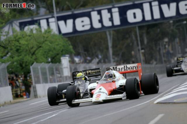 Im Jahr 1986 platzt Nigel Mansells Reifen und damit auch seine Titelhoffnung. Der lachende Sieger ist Alain Prost, der sich die Weltmeisterschaft mit einem hauchdünnen Vorsprung von zwei Punkten sichert. Im Jahr 1986 platzt Nigel Mansells Reifen und damit auch seine Titelhoffnung. Der lachende Sieger ist Alain Prost, der sich die Weltmeisterschaft mit einem hauchdünnen Vorsprung von zwei Punkten sichert.
